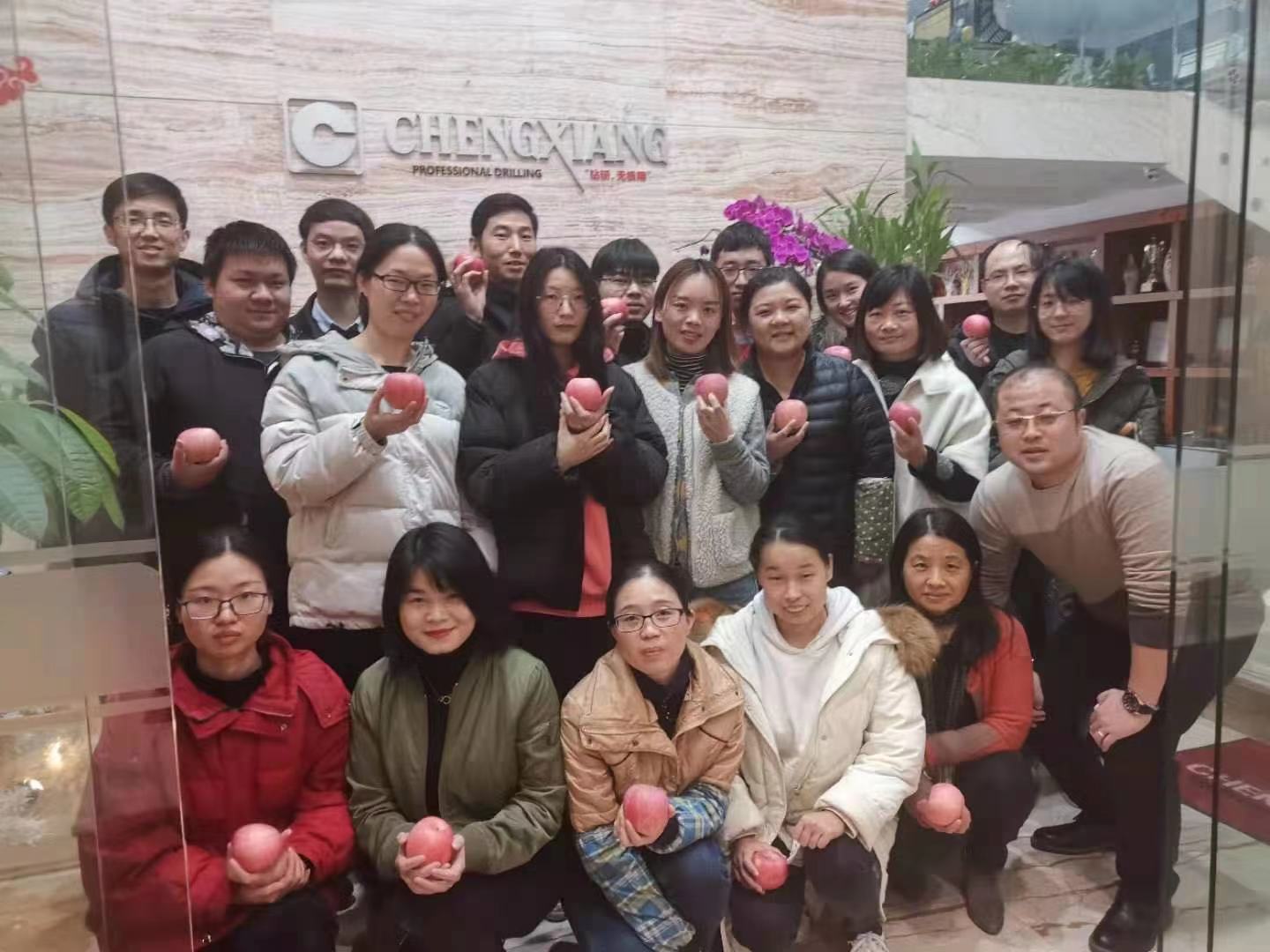 風勁帆滿圖新志，砥礪奮進正此時